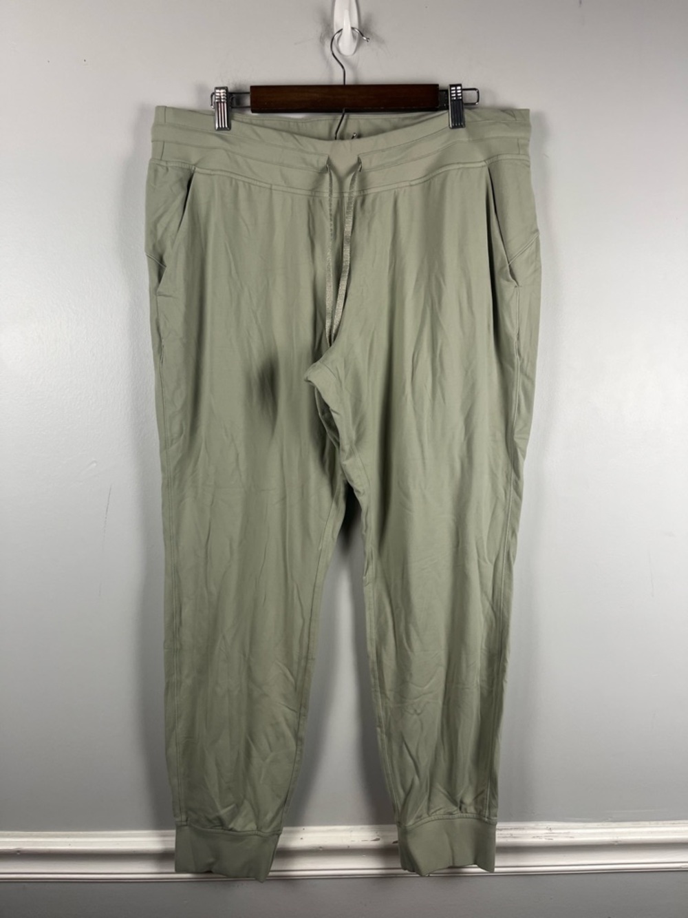 Lululemon ready to rulu jogger pants in fern green size 16 - Picture 2 of 8